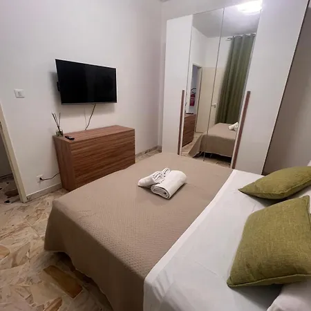 Philia جيارديني ناكسوس